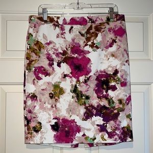 Ladies skirt